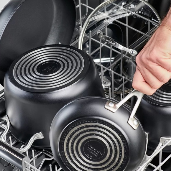 KITCHENAID
Hard-Anodized 2 Piece Induction Nonstick Frying Pan Set - Picture 3 of 8